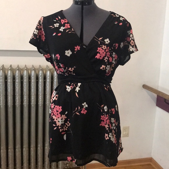 Oh Baby by Motherhood Tops - Oh baby maternity shirt size ex L